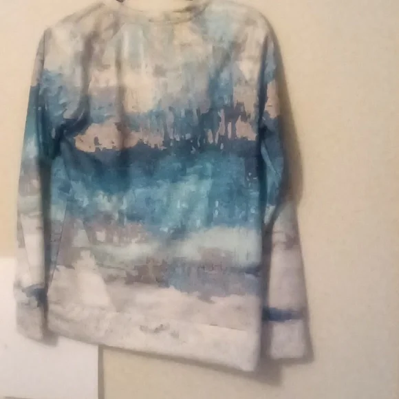 Exclusive Knit Top - Picture 2 of 4